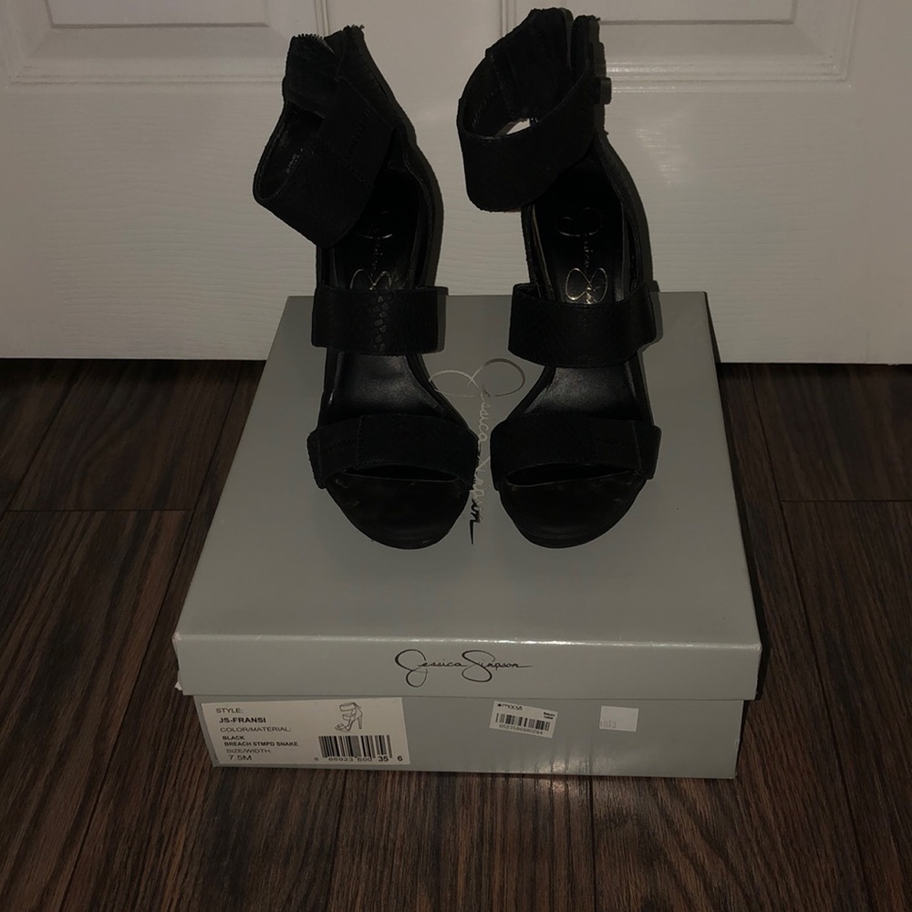 Jessica Simpson black Fransi heels